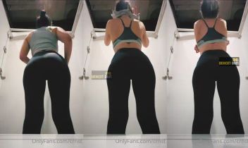 CRNST (CerenSt) Onylfans ifşa videoları part 24 Posteri