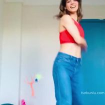 Beste Kökdemir seksi videoları 20.08.2026 part 8 - Turkunlu üzerinde izle