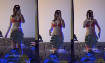 Zeus Sıla Onlyfans İfşa Videoları 4 Posteri