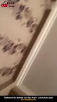 Kız kardeşler yabancıyı canlı yayında seks yapıyor