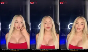 Mico Cansu Nude Sarışın Bayandan Posteri