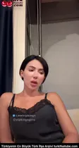 Melis Tiktok'ta Mini Eteğini Gösterdi