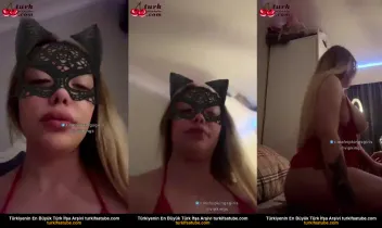 Tango Açelya Memelerini Yaladı Posteri