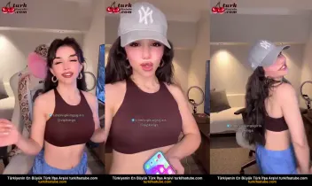 Arina Bigo Dansı Yaparken Duramadı Posteri