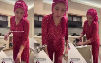 Fatma ile Her Telden ifşa Türbanlı Milf Youtube Katıl İfşa  - @türbanlıtemizlikevhanımı Kanalı ifşa videoları Part 12 Posteri