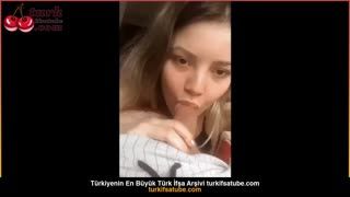 Kız üvey kardeşi seksi bir şekilde ağırlaştırdı Posteri