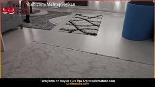 Türk ev kuryesi anal seksiyle çıplak kız üvey kardeşimi kandırdım