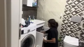 Burcu Güven Online Youtube Katıl ifşa video - Banyo temizliği  - 06 Nisan 2026