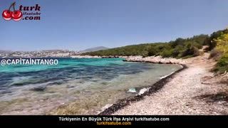 Kız üvey kardeşimi arka planda çekerken çekti Posteri