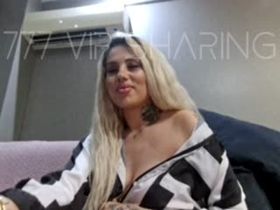 Cilveli Hatun Stripchat ifşa videoları part 7 Posteri