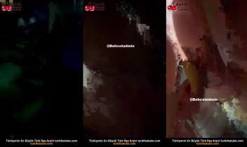 Elif Tanyelitan Çıplak Yayında Sakso Yaptı Posteri