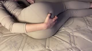 Erotıka, cinsel memoir'lar ve sakız ile ilgili her şey burada! Sakız yemek, bilek vurmak, balık tutmak, diliz oynamak gibi tatlı hikayelerle dolu bir yerimize hoş geldiniz. Posteri