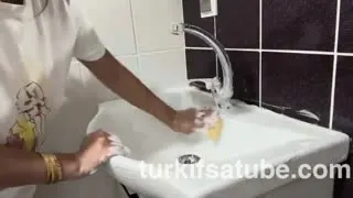 Eda Nur Kılıç Youtube Katıl ifşa - Foşur foşur banyo temizliği