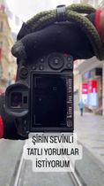 Bu kızın videosunu görmüş olanlar olabilir. Instagram'da görmüştüm, bir tane sokak fotoğrafçısı fotoğraflarını çekiyordu. Ben de OnlyFans'ını buldum. 1