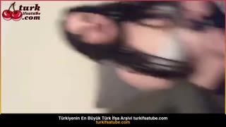Üç kız üvey kardeşin çıplak arkadan seks yaptığı