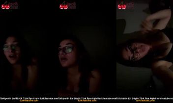 Güneş Cambazoğlu ifşa çıplak Amını açtı Posteri