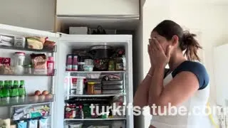 Göksu Düldül Youtube Katıl ifşa - Günlerdir ertelediğim buzdolabı temizliği 🫪😶‍🌫️ - 08 Ekim 2026 Posteri
