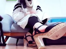 Huhu sikişikindan bileklerinizi kıram emedim sikimbigit Posteri