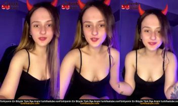 Helga'nın Türk Lezbiyen Cinsel Kamera Yayınları