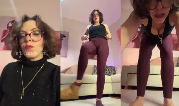 Karolin Fişekçi - İmparatorlara Bordo Scrunch Tayt ile - 26.01.2026 Posteri