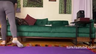 Karolin fişekçi patreon videoları - İmparatorlara Streching Posteri