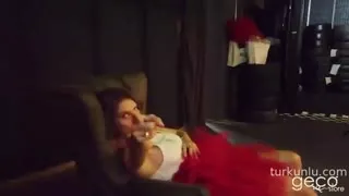 Çiğdem Batur seksi videoları 20.08.2026 part 23 - Turkunlu üzerinde izle