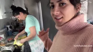 Meloşun Dünyası Youtube Katıl ifşa video - Katıla özel teyzem annem ben kahvaltı 😊 - 06 Ekim 2026