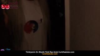 Komşuları Cazibeli Bir Şekilde Nüfuz Ediyor Posteri