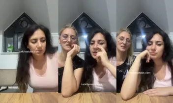 Meloşun Dünyası Youtube Katıl ifşa video - Meloşun Dünyası kanalı canlı yayında - 25 Ekim 2026 Posteri