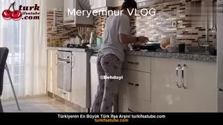 Çıplak Kadınlar ve Erkeklerin Cazibesi Posteri