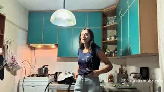 Göksu Düldül Youtube Katıl İfşa - Ocak Temizliği! Buhar Makinesi İşe Yarıyor Mu⁉️ Posteri