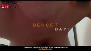 Çok seksi bayan, üvey kardeşini kandırarak arkadan içeri girmeye ikna ediyor Posteri