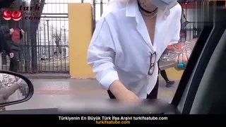 Ünlü Komşu'ya Çıplak Video Verildi Posteri