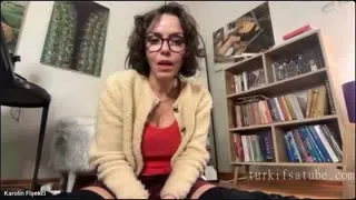 Karolin Fişekçi Patreon- Kızımızı Canlı Yayın - 09.01.2026 Posteri
