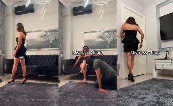 Sakallı üvey baba yapsın kedi yavruyu Posteri