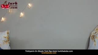 Stripchat Beyaz Küçük Kız Mastürbasyon İçin Yayında Çıplak Oldu Posteri