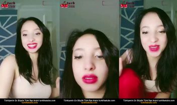 Cazibeyle Çıplak Mastürbasyon Posteri