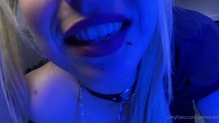 Tayt, asla unutulmaz, o bize mecbur! Posteri