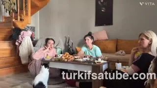 Meloşun Dünyası Youtube Katıl ifşa video - Teyzem annem ben dedikodu part 2  - 08 Ekim 2026 Posteri