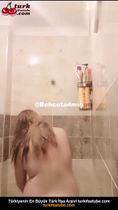 Tuborg Kamerayı Sakladı ve Duşa Girdi