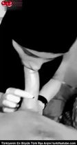 Türbanlı Kız Cazibeyle Boşalıyor