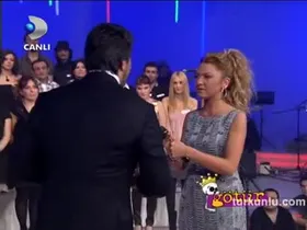 Hadise – show görüntüleri – Beyaz Show - Turkunlu üzerinde izle