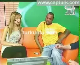 Melisa Ünal – ateşli sahnesi - Turkunlu üzerinde izle