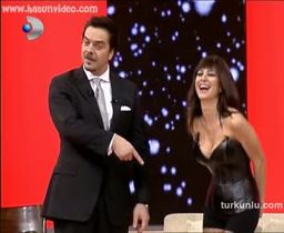 Nadide Sultan – show görüntüleri – Beyaz Show - Turkunlu üzerinde izle