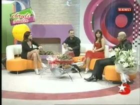 Ebru Gediz – dikkat çekici anları – Ebruli Günler - Turkunlu üzerinde izle