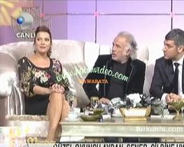 Aydan Şener – cesur görüntüleri – Esra Ceyhan'la - Turkunlu üzerinde izle