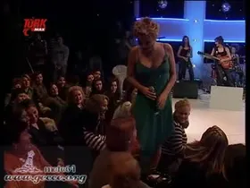 Seray Sever – kışkırtıcı anları – Her Şey Dahil - Turkunlu üzerinde izle