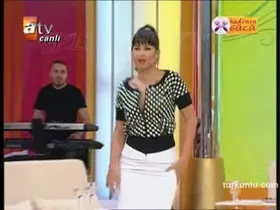 İpek Tuzcuoğlu – dikkat çekici anları – Kadının Gücü - Turkunlu üzerinde izle