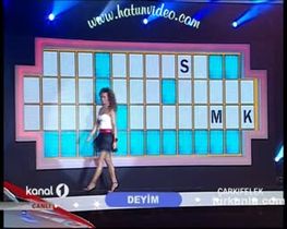 Asena – kışkırtıcı anları – Çarkıfelek - Turkunlu üzerinde izle