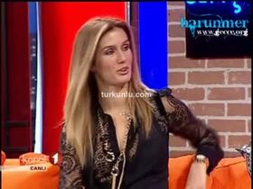 Tuğba Özay – ateşli sahnesi – Yüz Yüze - Turkunlu üzerinde izle